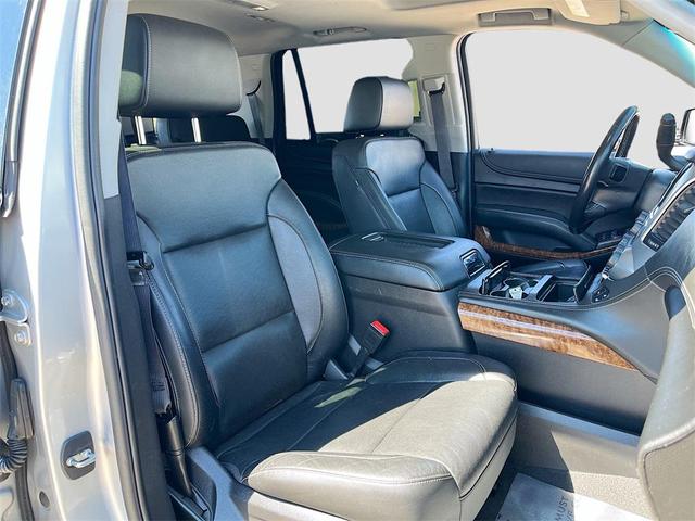 Photo of 2020 Silver Ice Metallic Chevrolet Tahoe