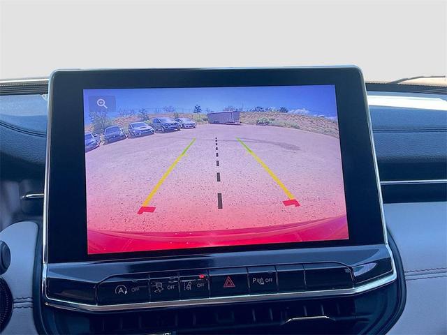Photo of 2022 Velvet Red Pearlcoat Jeep Compass