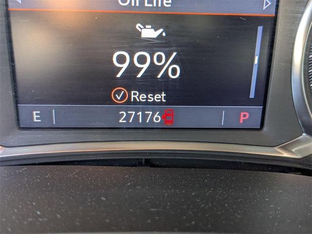 Photo of 2023 Mosaic Black Metallic Chevrolet Traverse