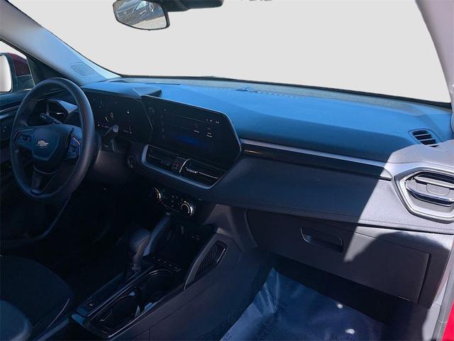 Photo of 2025 Crimson Metallic Chevrolet Trailblazer