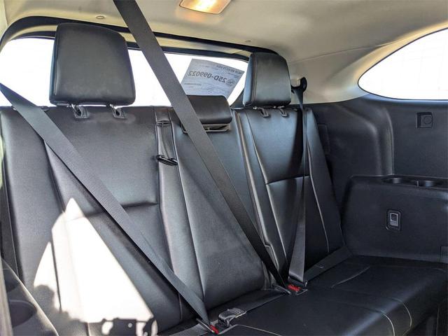 Photo of 2022 Gray Toyota Highlander