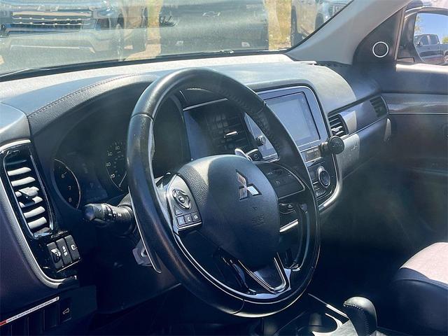 Photo of 2019  Mitsubishi Outlander