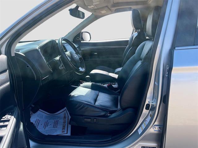 Photo of 2019  Mitsubishi Outlander