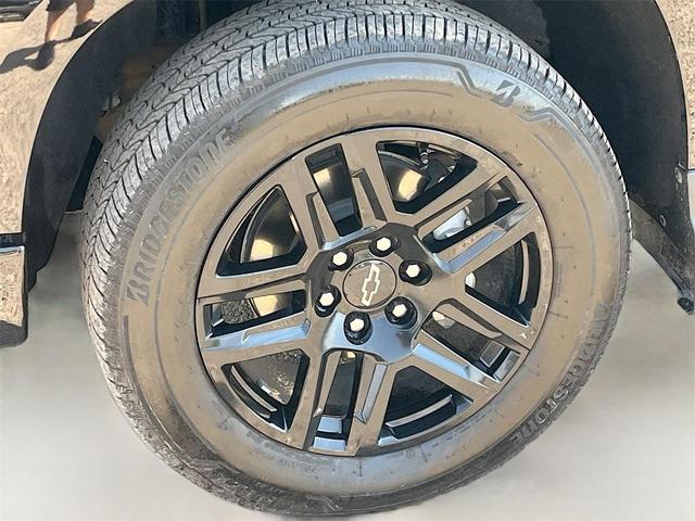 Photo of 2024 Black Chevrolet Silverado 1500