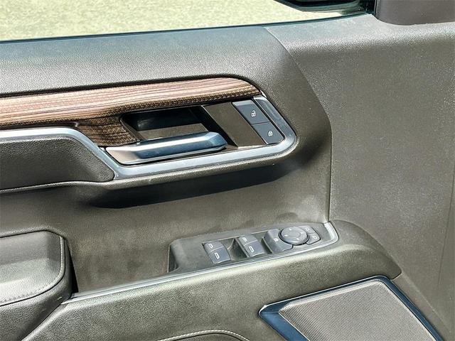 Photo of 2024 Black Chevrolet Silverado 1500