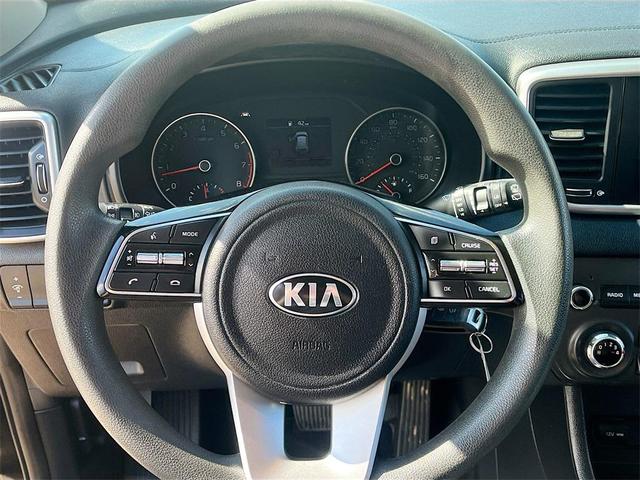 Photo of 2022 Black Cherry Kia Sportage