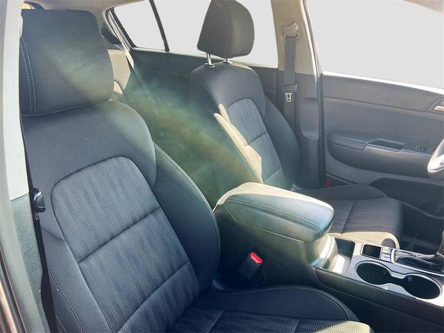 Photo of 2022 Black Cherry Kia Sportage