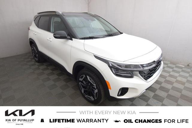 Photo of 2026 Clear White/Black Roof Kia Seltos