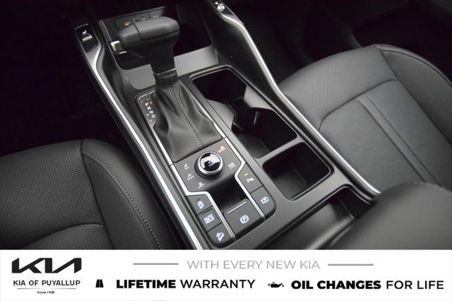 Photo of 2025 Ebony Black Kia Sorento