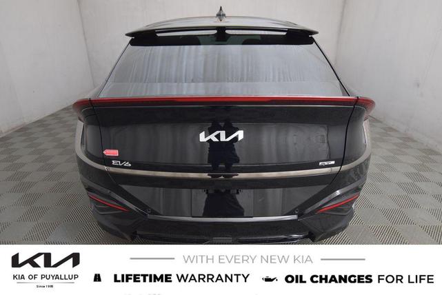 Photo of 2025 Ebony Black Kia EV6