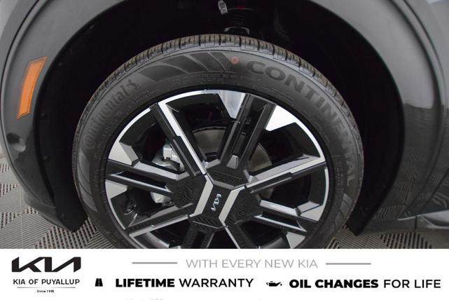 Photo of 2025 Ebony Black Kia EV6