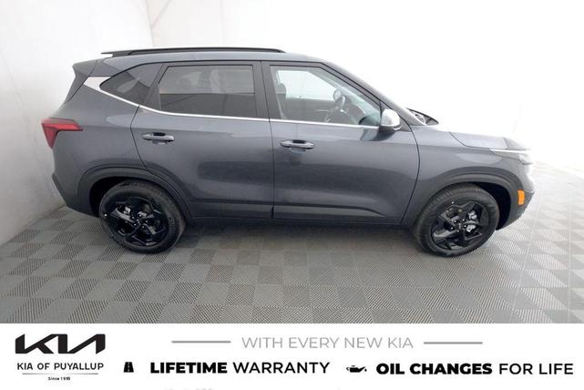 Photo of 2026 Gray Kia Seltos
