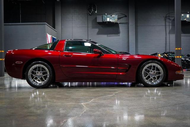 Photo of 2003 Maroon Chevrolet Corvette