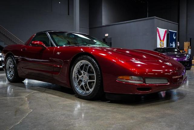 Photo of 2003 Maroon Chevrolet Corvette