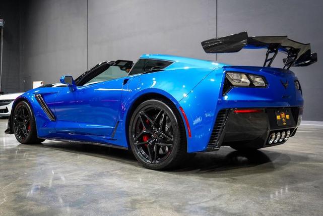 Photo of 2019 Blue Chevrolet Corvette