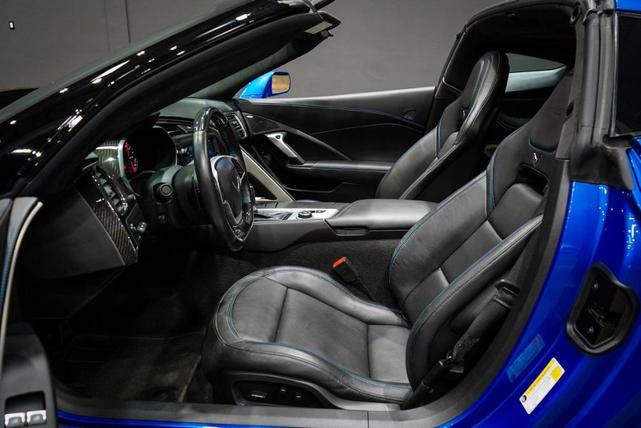 Photo of 2019 Blue Chevrolet Corvette