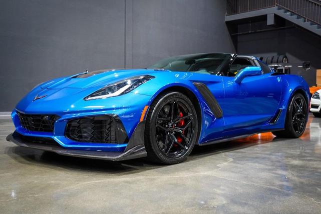 Photo of 2019 Blue Chevrolet Corvette