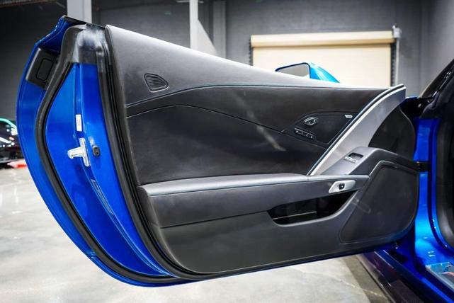 Photo of 2019 Blue Chevrolet Corvette