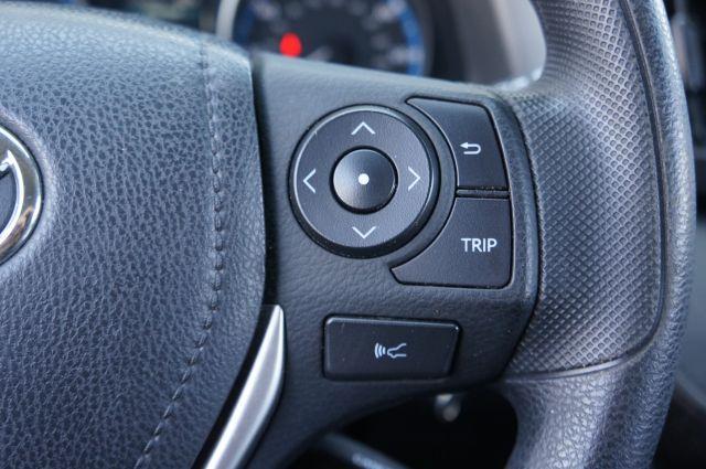 Photo of 2017 Silver Toyota RAV4
