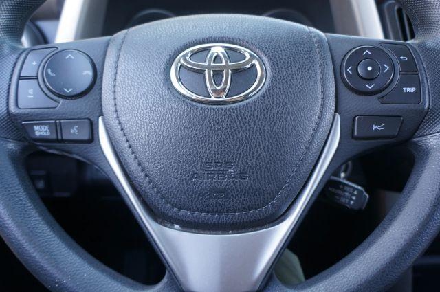 Photo of 2017 Silver Toyota RAV4
