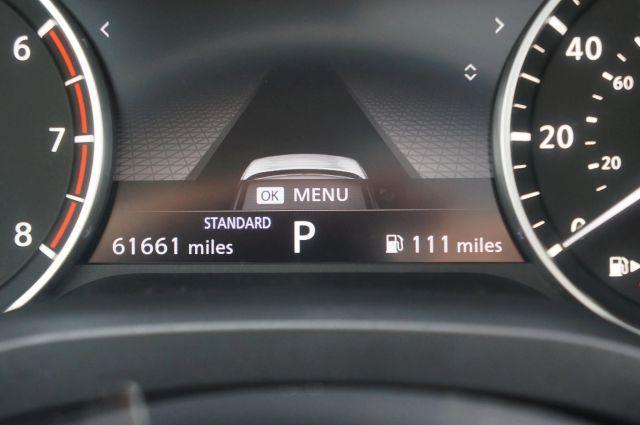 Photo of 2021 White Nissan Rogue