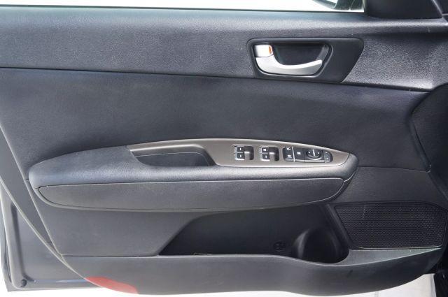 Photo of 2019 Gray Kia Optima