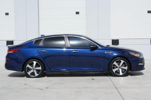 Photo of 2019 Blue Kia Optima