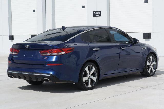 Photo of 2019 Blue Kia Optima