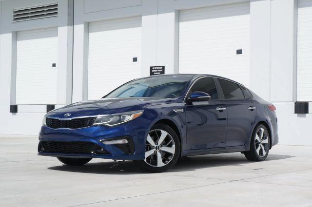 Photo of 2019 Blue Kia Optima