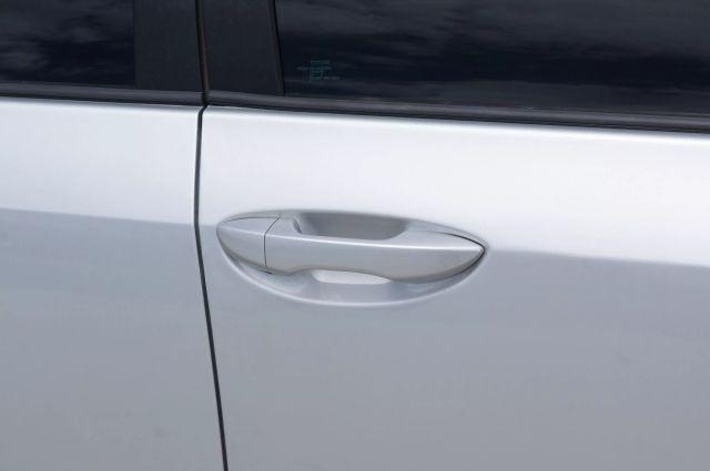 Photo of 2018 Silver Toyota Corolla