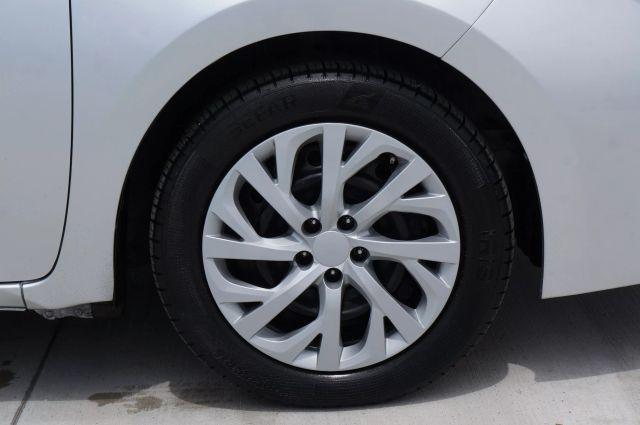 Photo of 2018 Silver Toyota Corolla