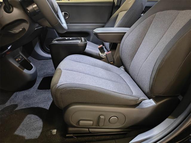 Photo of 2025 Abyss Black Hyundai IONIQ 5