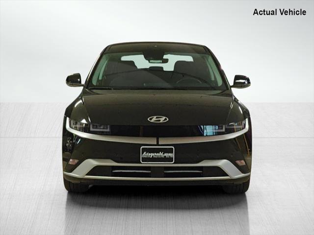 Photo of 2025 Abyss Black Hyundai IONIQ 5