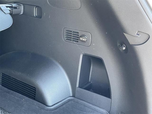 Photo of 2023 Portofino Gray Hyundai SANTA FE