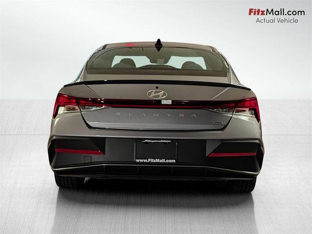Photo of 2025 Fluid Metal Hyundai ELANTRA
