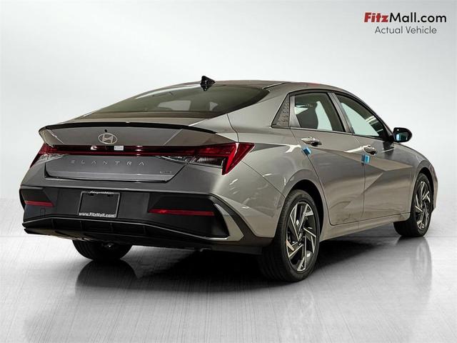 Photo of 2025 Fluid Metal Hyundai ELANTRA