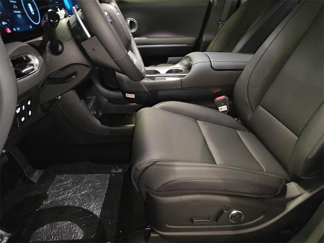 Photo of 2026 Creamy White Hyundai PALISADE