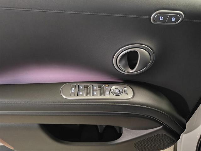 Photo of 2026 Creamy White Hyundai PALISADE
