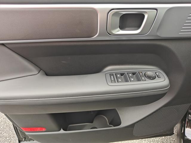 Photo of 2025 Phantom Black Hyundai SANTA FE