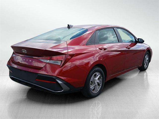 Photo of 2025 Ultimate Red Hyundai ELANTRA