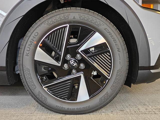 Photo of 2025 Cyber Gray Hyundai IONIQ 5