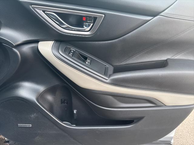 Photo of 2022 Ice Silver Metallic Subaru Forester