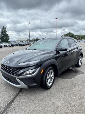 Photo of 2022 Ultra Black Pearl Hyundai KONA