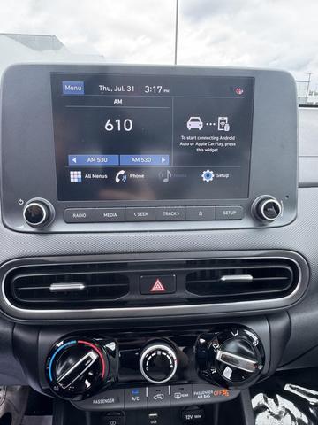 Photo of 2022 Ultra Black Pearl Hyundai KONA