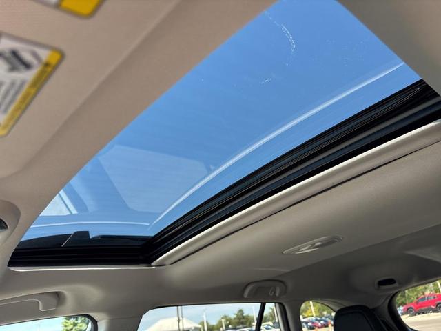 Photo of 2025 Crystal White Pearl Subaru Outback