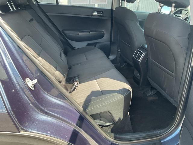 Photo of 2022 Pacific Blue Kia Sportage