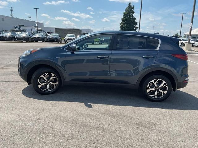 Photo of 2022 Pacific Blue Kia Sportage