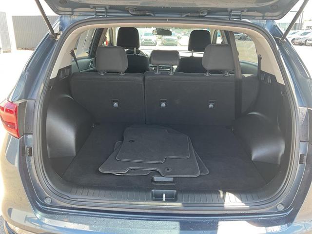 Photo of 2022 Pacific Blue Kia Sportage