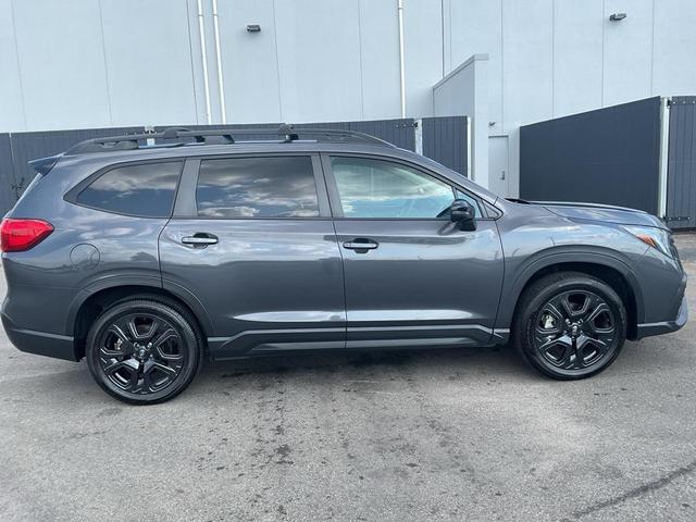 Photo of 2023 Magnetite Gray Metallic Subaru Ascent