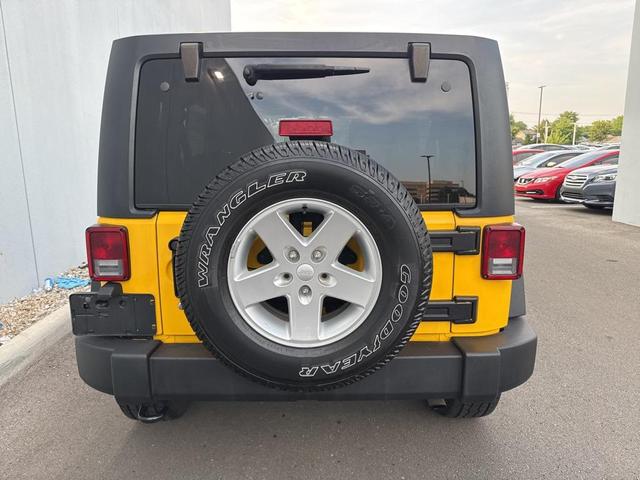 Photo of 2015 Baja Yellow Clearcoat Jeep Wrangler Unlimited